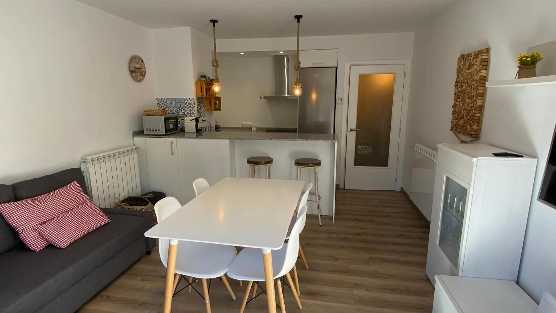Casa Cris Encamp location