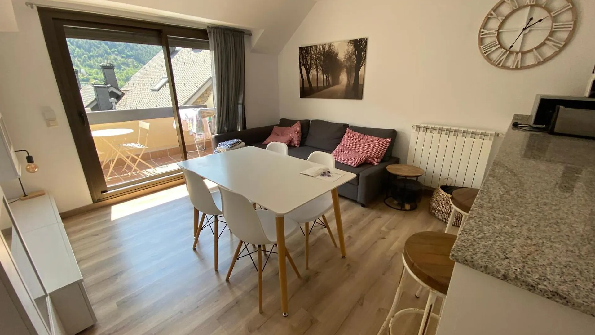 Casa Cris Encamp Apartment 0*,  Andorra