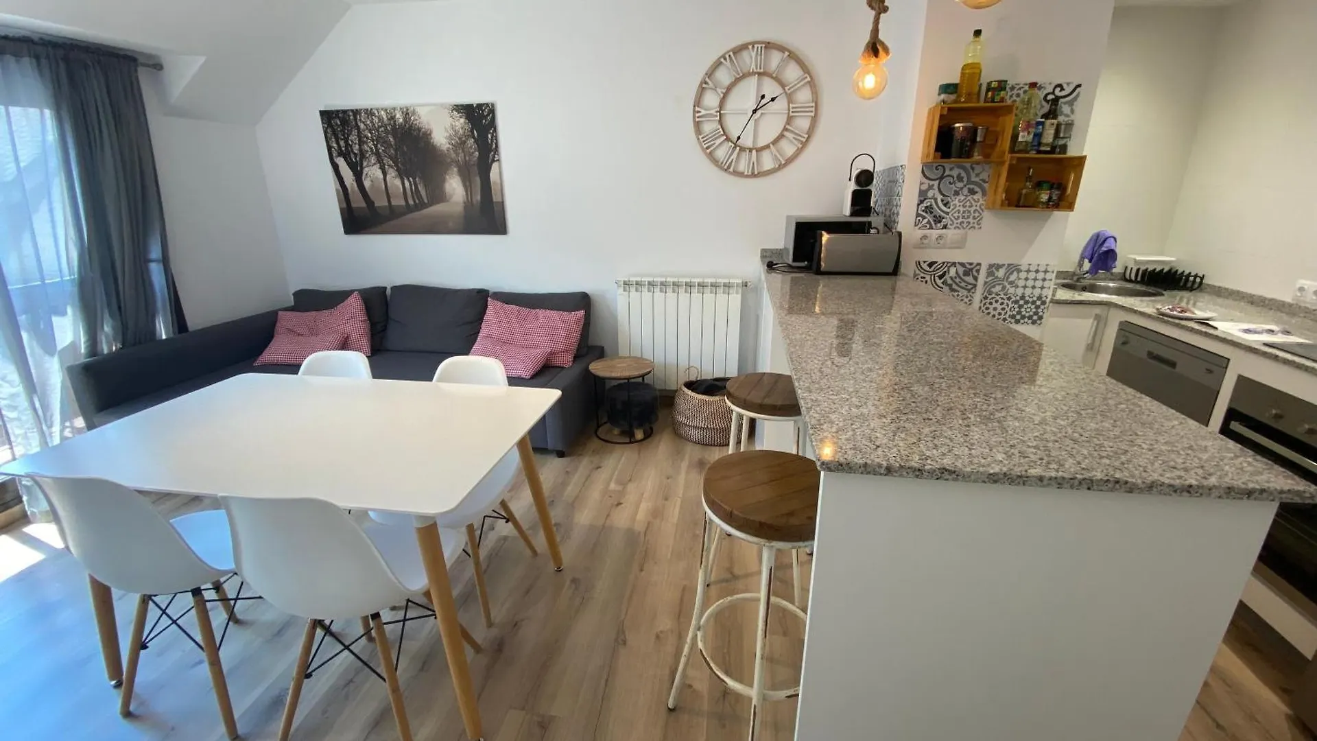 Casa Cris Encamp Apartment