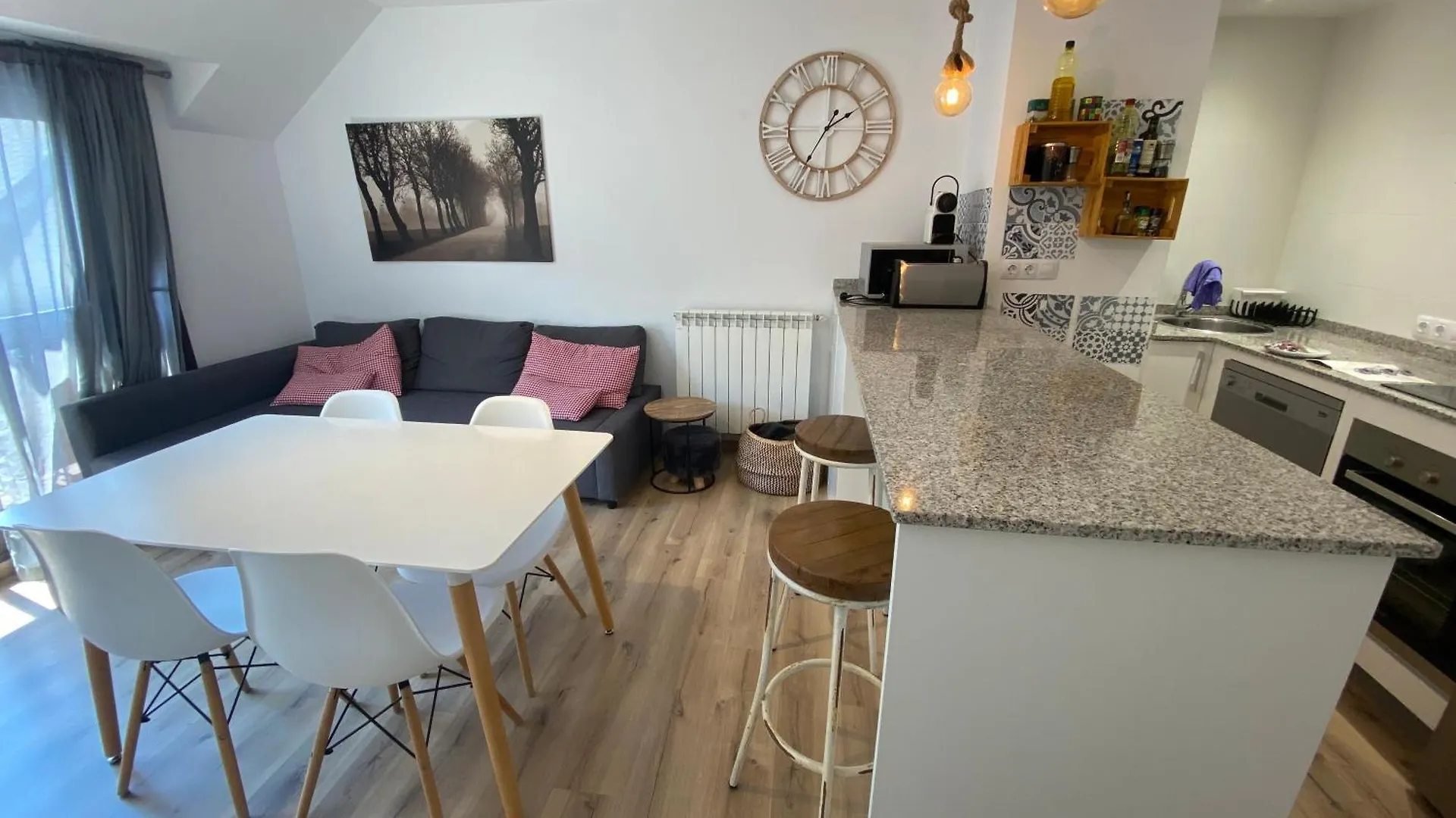 Casa Cris Encamp Apartment 0*,