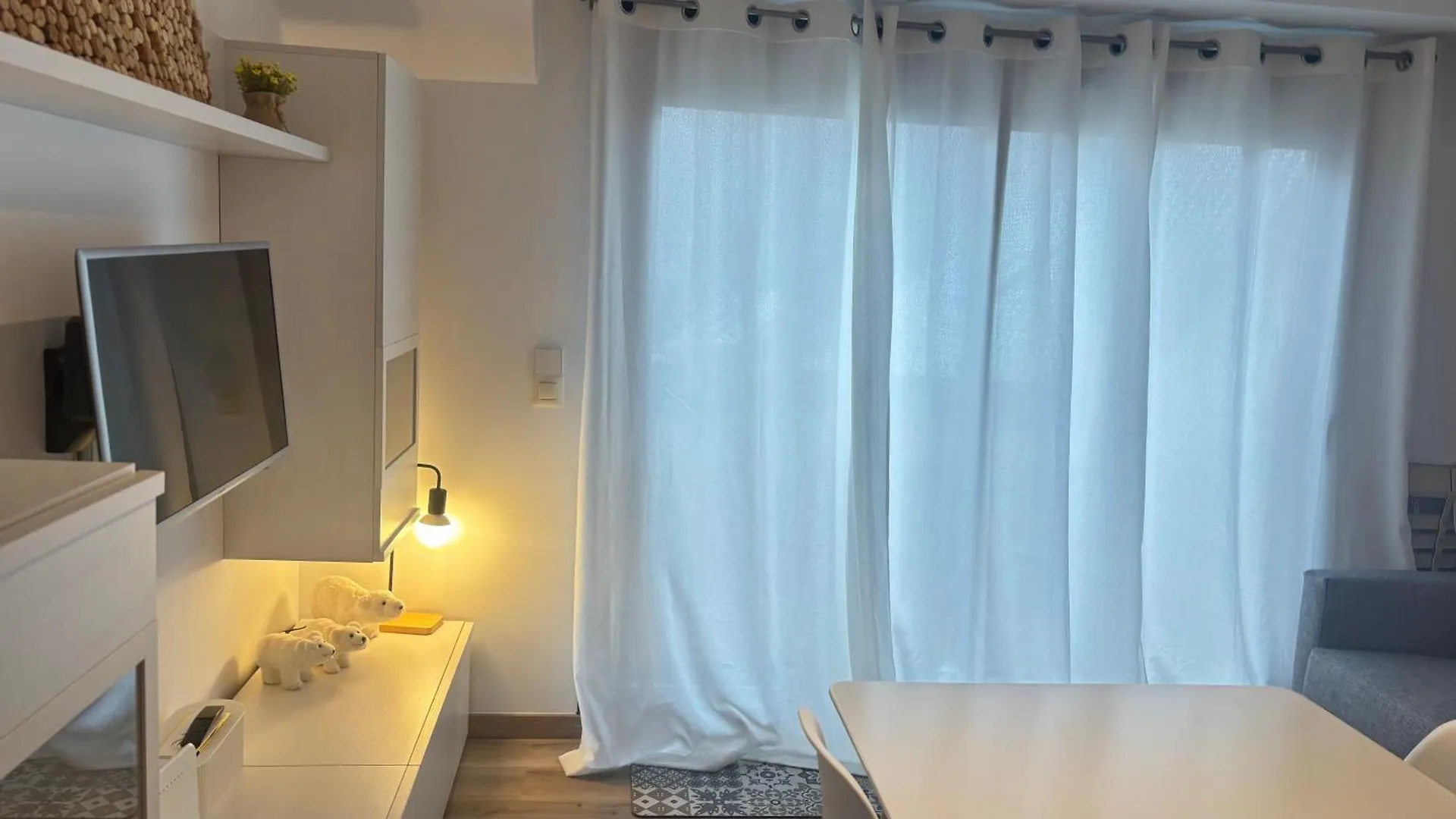 Casa Cris Encamp Apartment 0*,